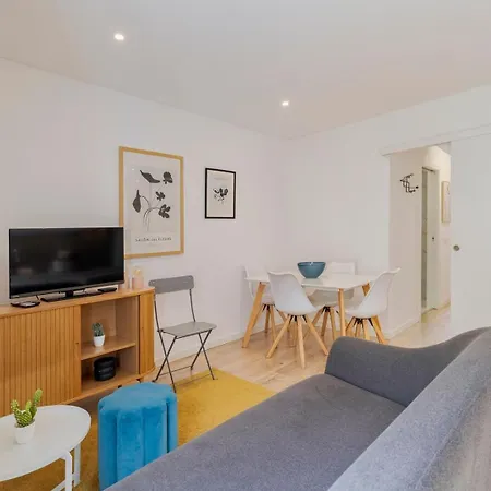 Apartment Blue Coconut First, By Match *
