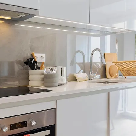 Blue Coconut First, By Match Apartment Setúbal