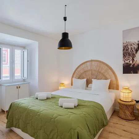 Apartment Blue Coconut First, By Match Setúbal